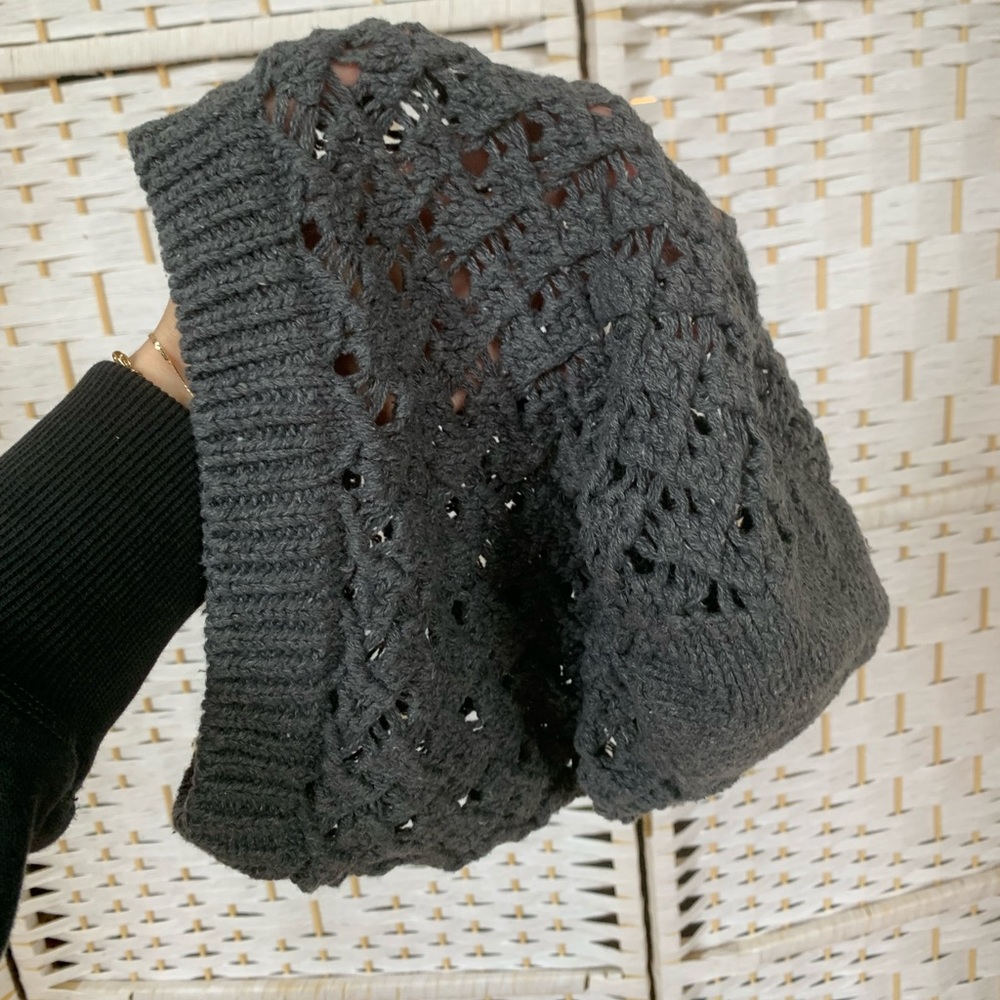 Urban Outfitters Gray Knit Slouchy Beanie